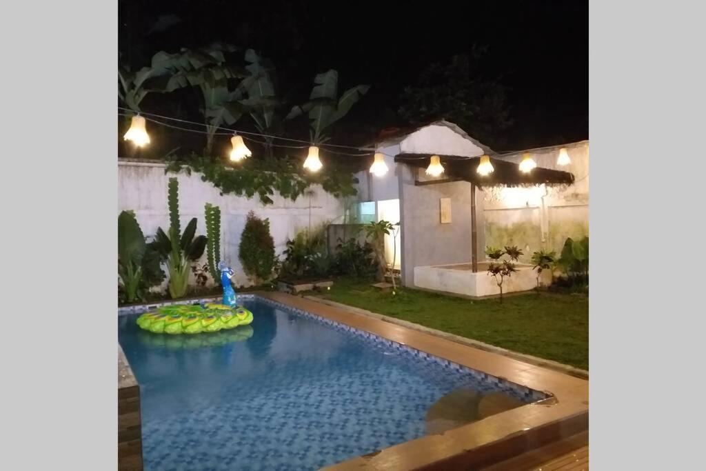 Villa Dhanty Bogor Exterior photo
